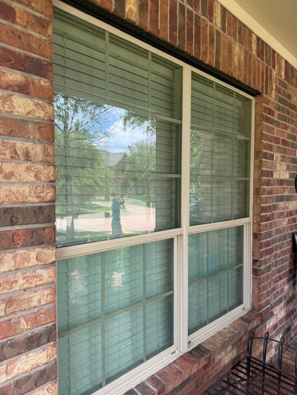 Large home window cleaning in Richmond TX